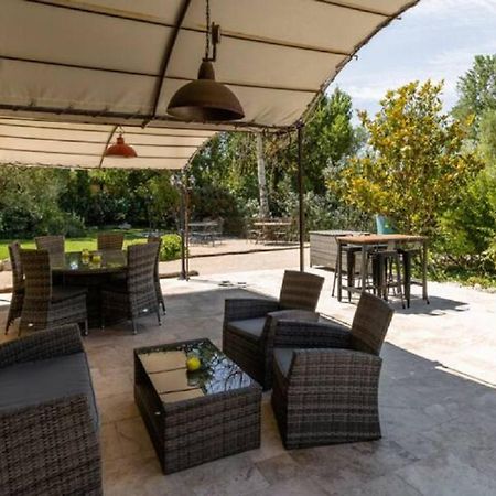 Ferienwohnung La Bastide De L Etang LʼIsle-sur-la-Sorgue Exterior foto