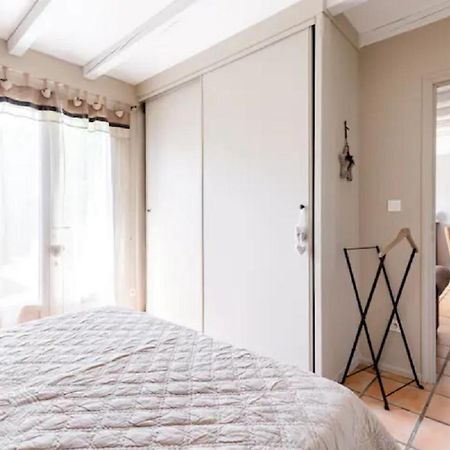 Ferienwohnung La Bastide De L Etang LʼIsle-sur-la-Sorgue Exterior foto