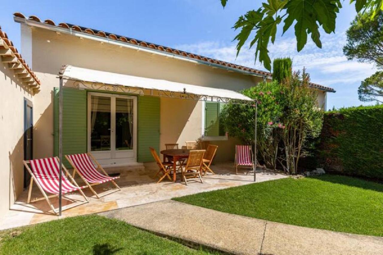 Ferienwohnung La Bastide De L Etang LʼIsle-sur-la-Sorgue Exterior foto