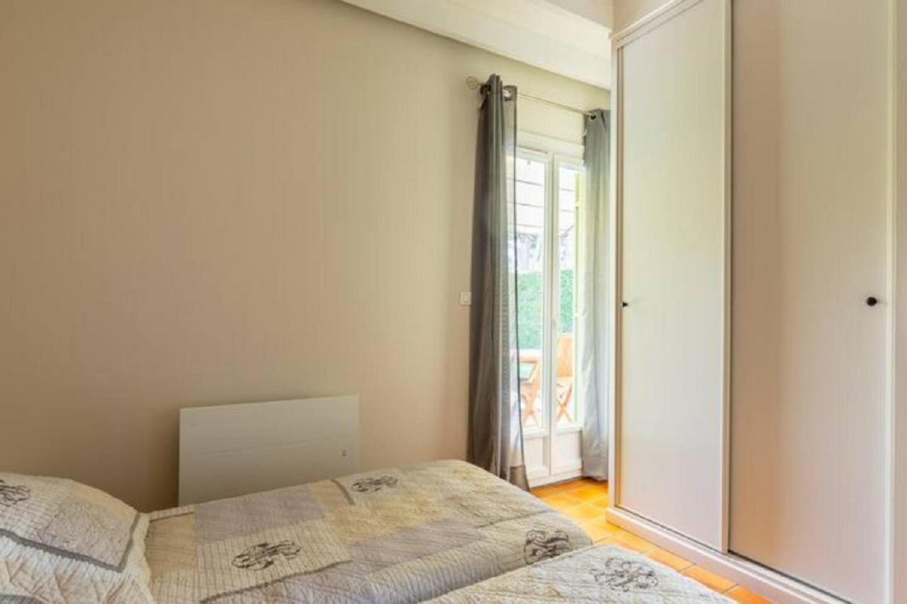 Ferienwohnung La Bastide De L Etang LʼIsle-sur-la-Sorgue Exterior foto