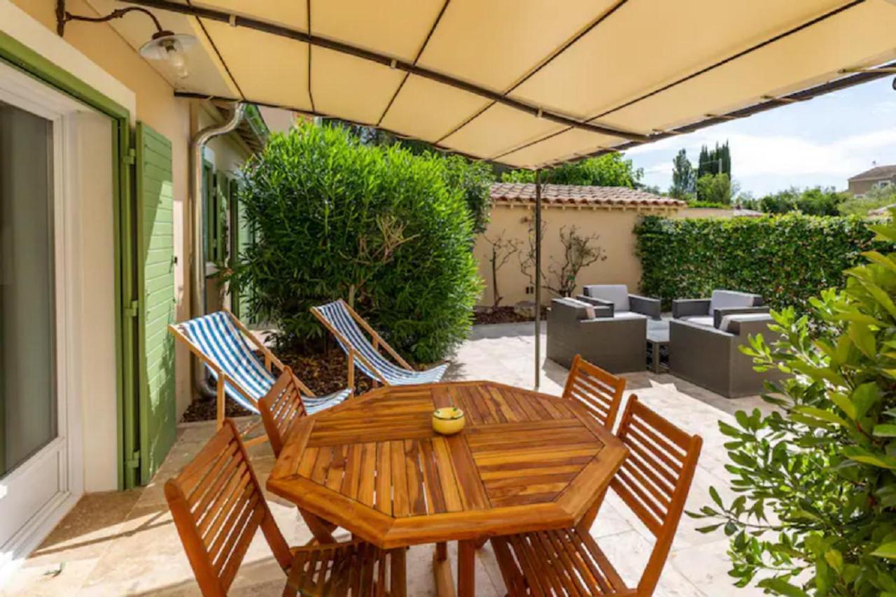 Ferienwohnung La Bastide De L Etang LʼIsle-sur-la-Sorgue Exterior foto