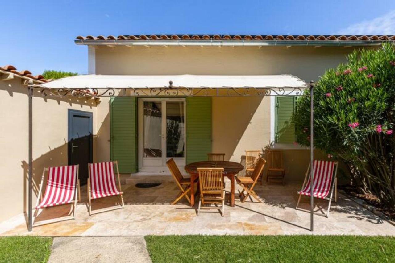 Ferienwohnung La Bastide De L Etang LʼIsle-sur-la-Sorgue Exterior foto