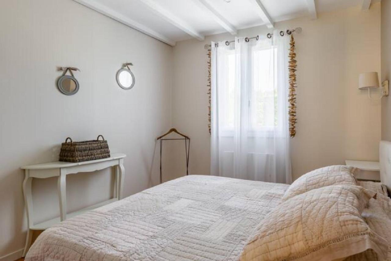 Ferienwohnung La Bastide De L Etang LʼIsle-sur-la-Sorgue Exterior foto