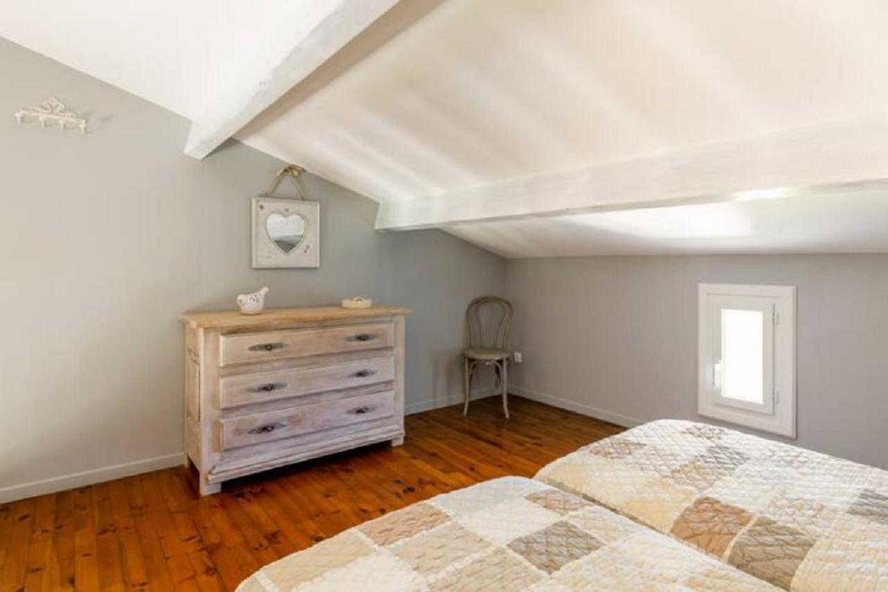 Ferienwohnung La Bastide De L Etang LʼIsle-sur-la-Sorgue Exterior foto