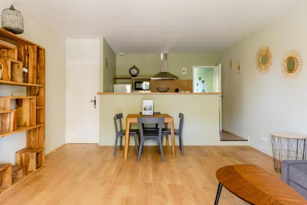 Ferienwohnung La Bastide De L Etang LʼIsle-sur-la-Sorgue Exterior foto